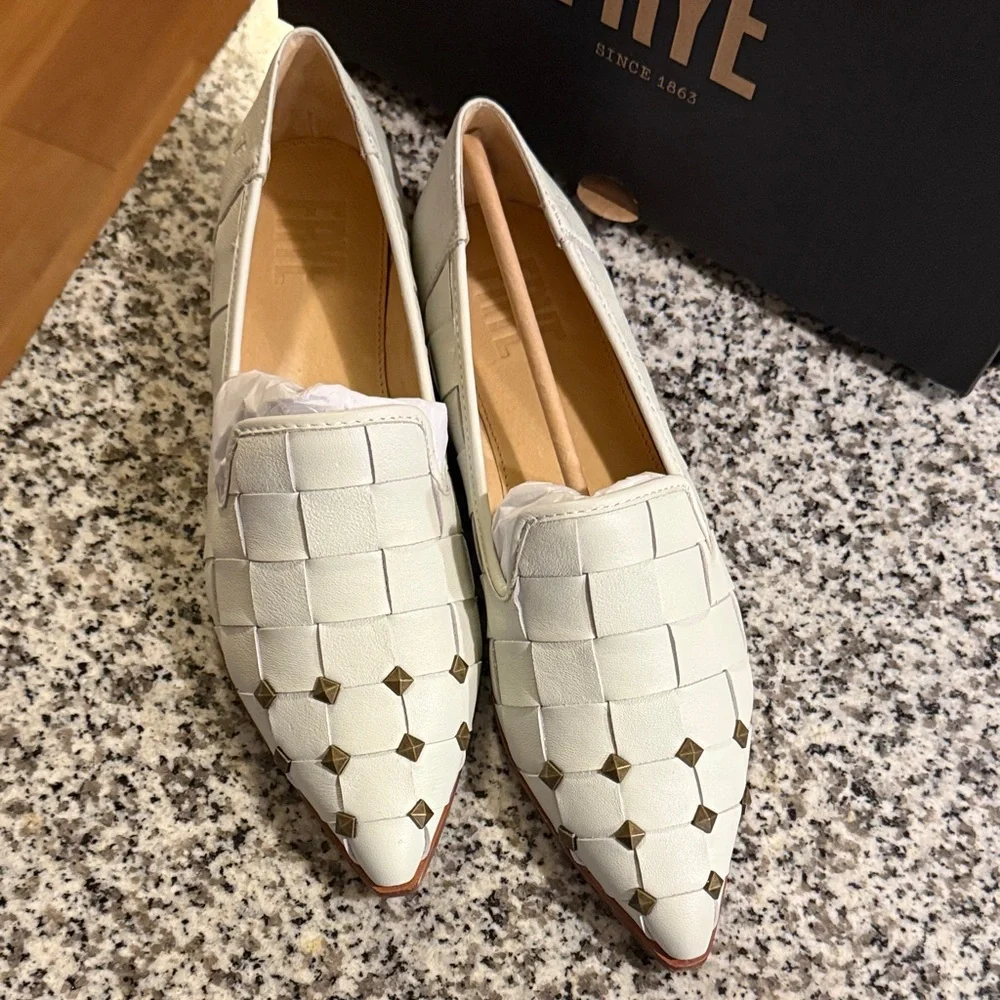 NIB Frye Kenzie Studded White Leather Loafers - 8.5
